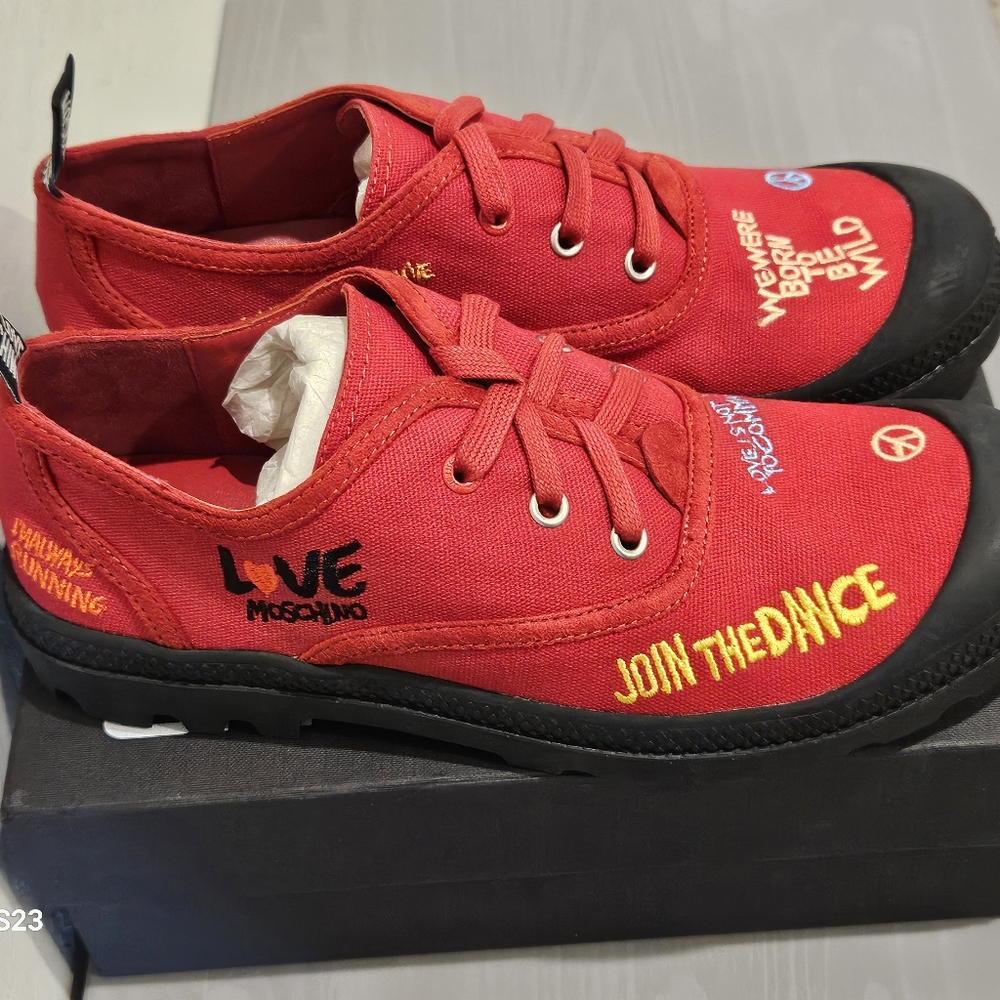 Moschino Red Canvas 'Join The Dance' Sneakers - Picture 7 of 14